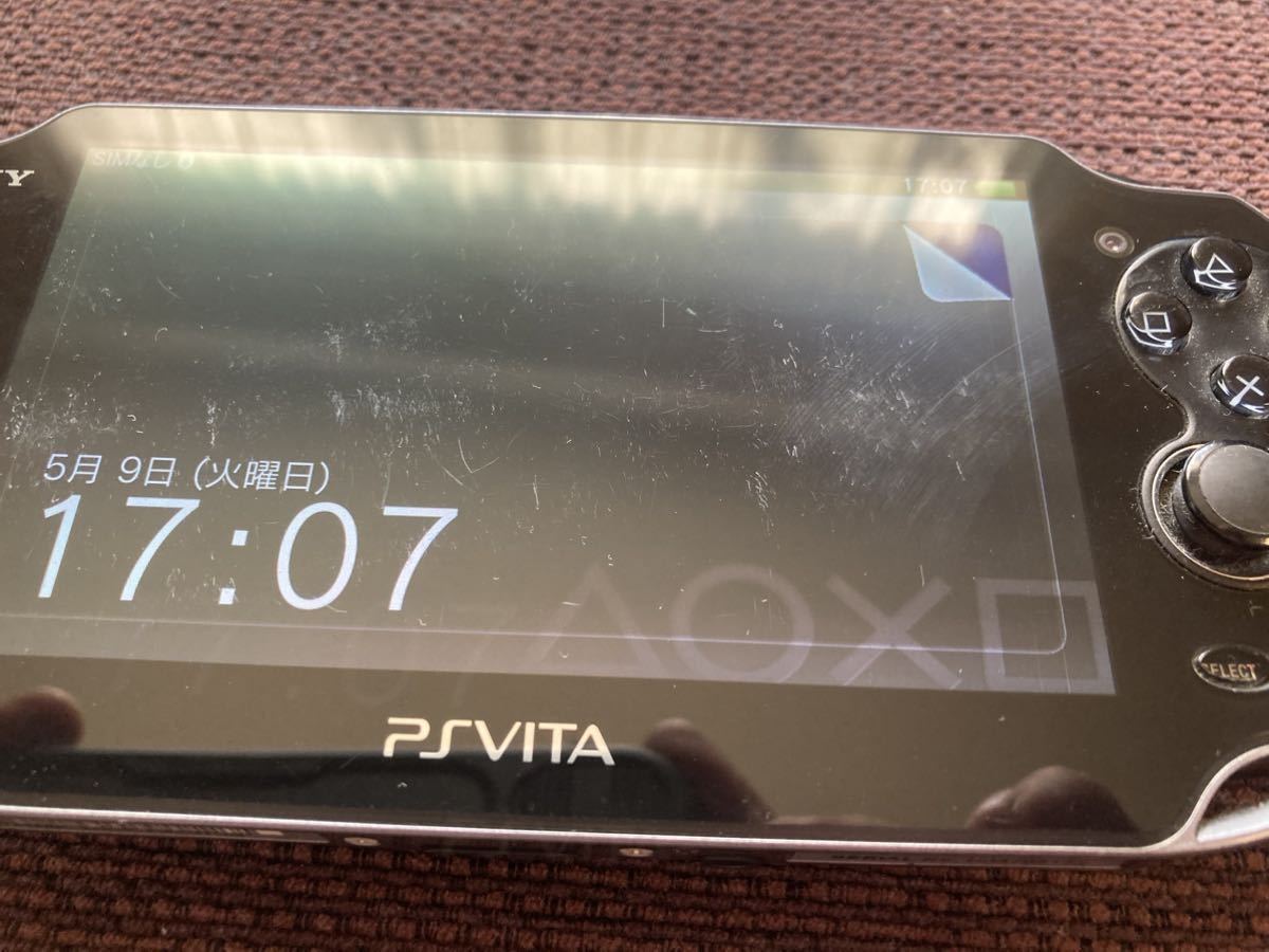 【ジャンク】PS Vita PCH-1100 メモリーカード8G ファイナルファンタジーⅩ付き　【中古】_画像6