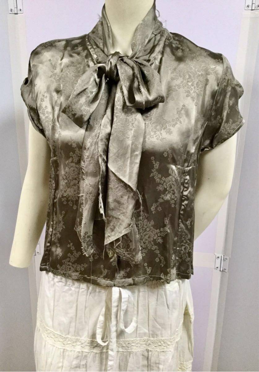 8.5@ new goods [Just in Case] satin cloth floral print ja card woven stole / ribbon attaching blouse Gray SIZE:46/XL corresponding Belgium departure 