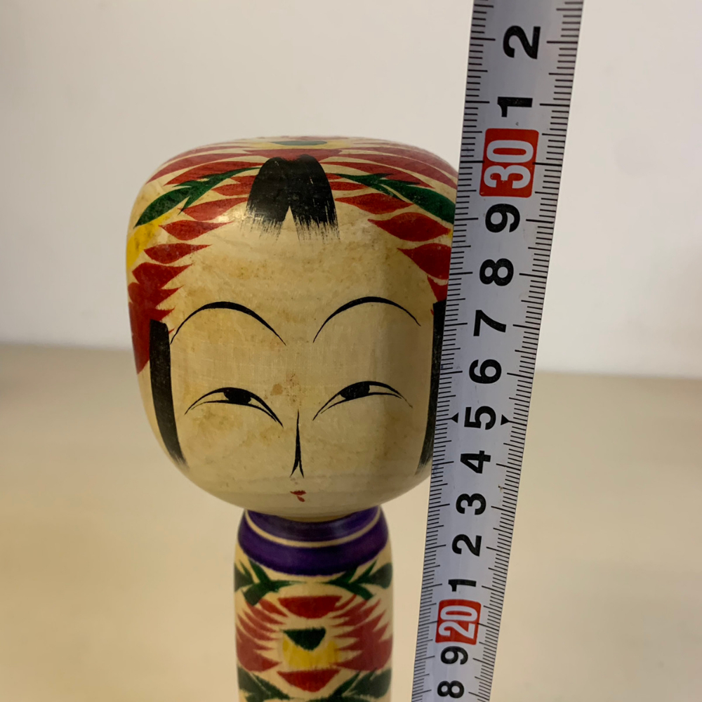 カラーリングが可愛い 日本女性 こけし 女の子 伝統工芸 人形 木彫り 民芸品 郷土玩具 Japanese Kokeshi doll【1349_画像6