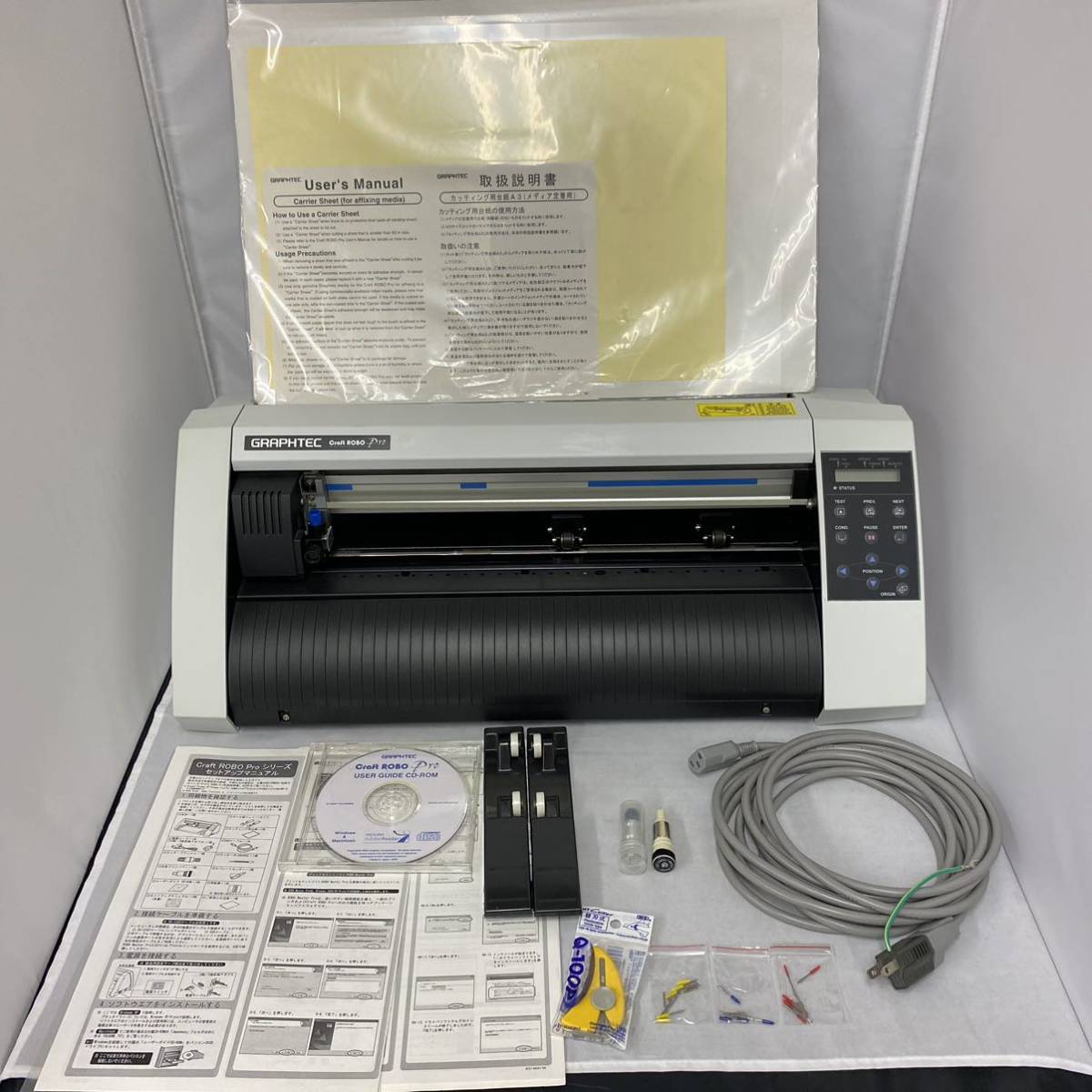 カッティングプロッター GRAPHTEC craft ROBO PRO CE5000-40-crp /動作