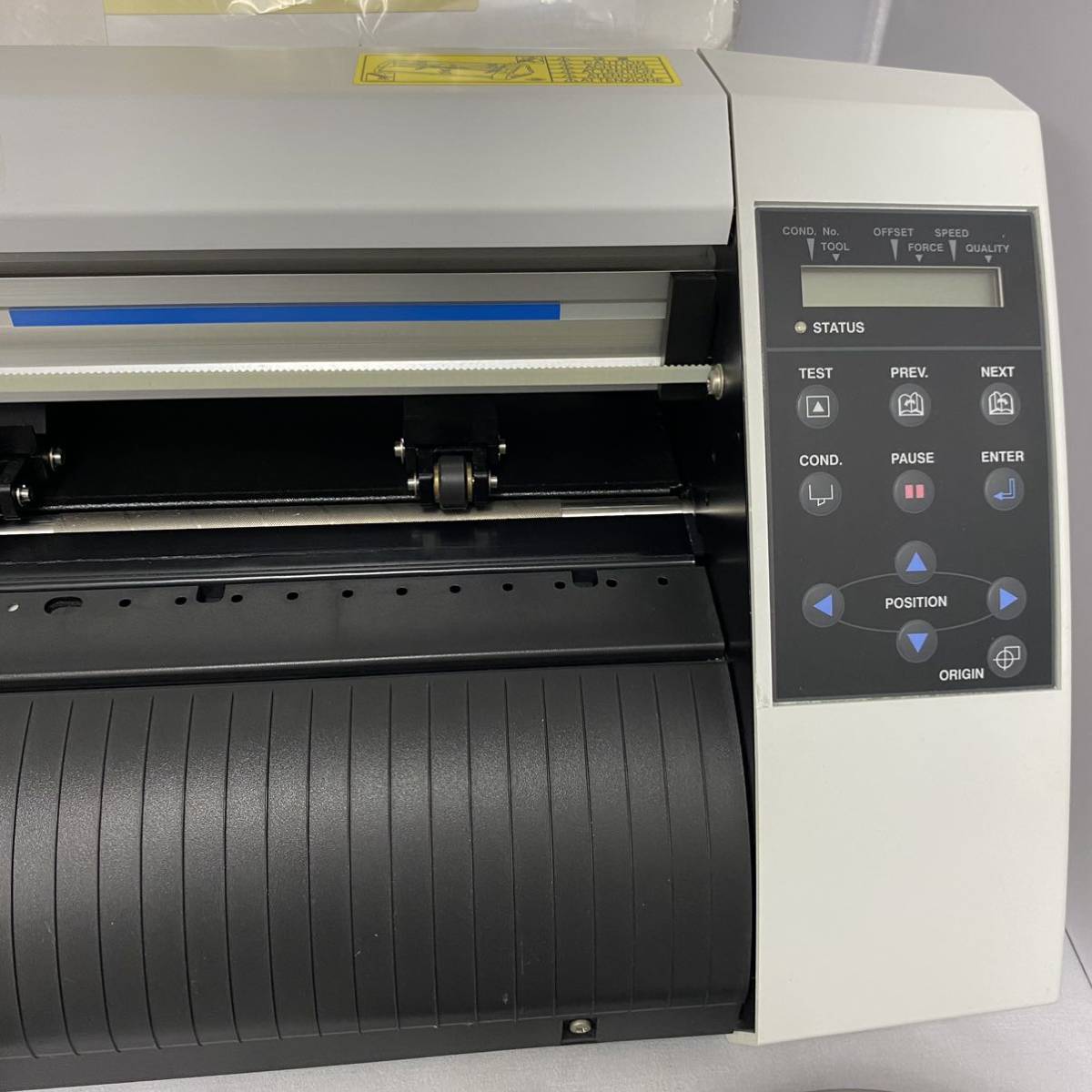 カッティングプロッター GRAPHTEC craft ROBO PRO CE5000-40-crp /動作