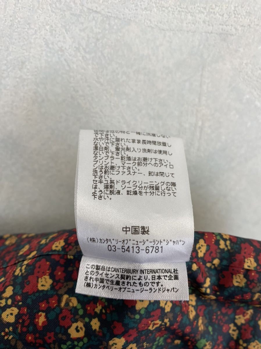 CANTERBURY マウンテンパーカー サイズM レディース 裏地総柄 花 CANTERBURY マウンテンパーカー サイズM レディース 裏地総柄 花
