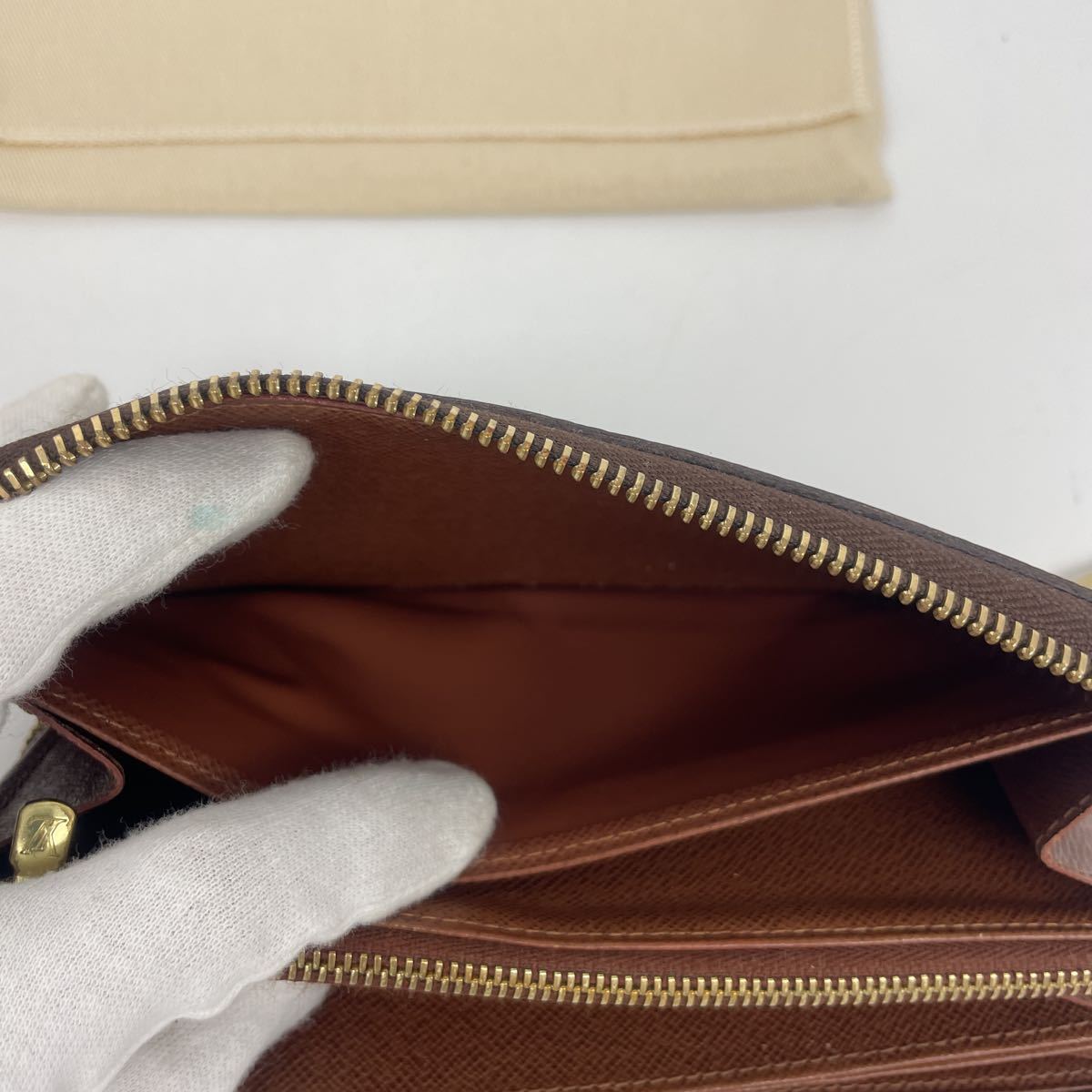 LOUIS VUITTON ルイヴィトン M60017 モノグラム ジッピーウォレット