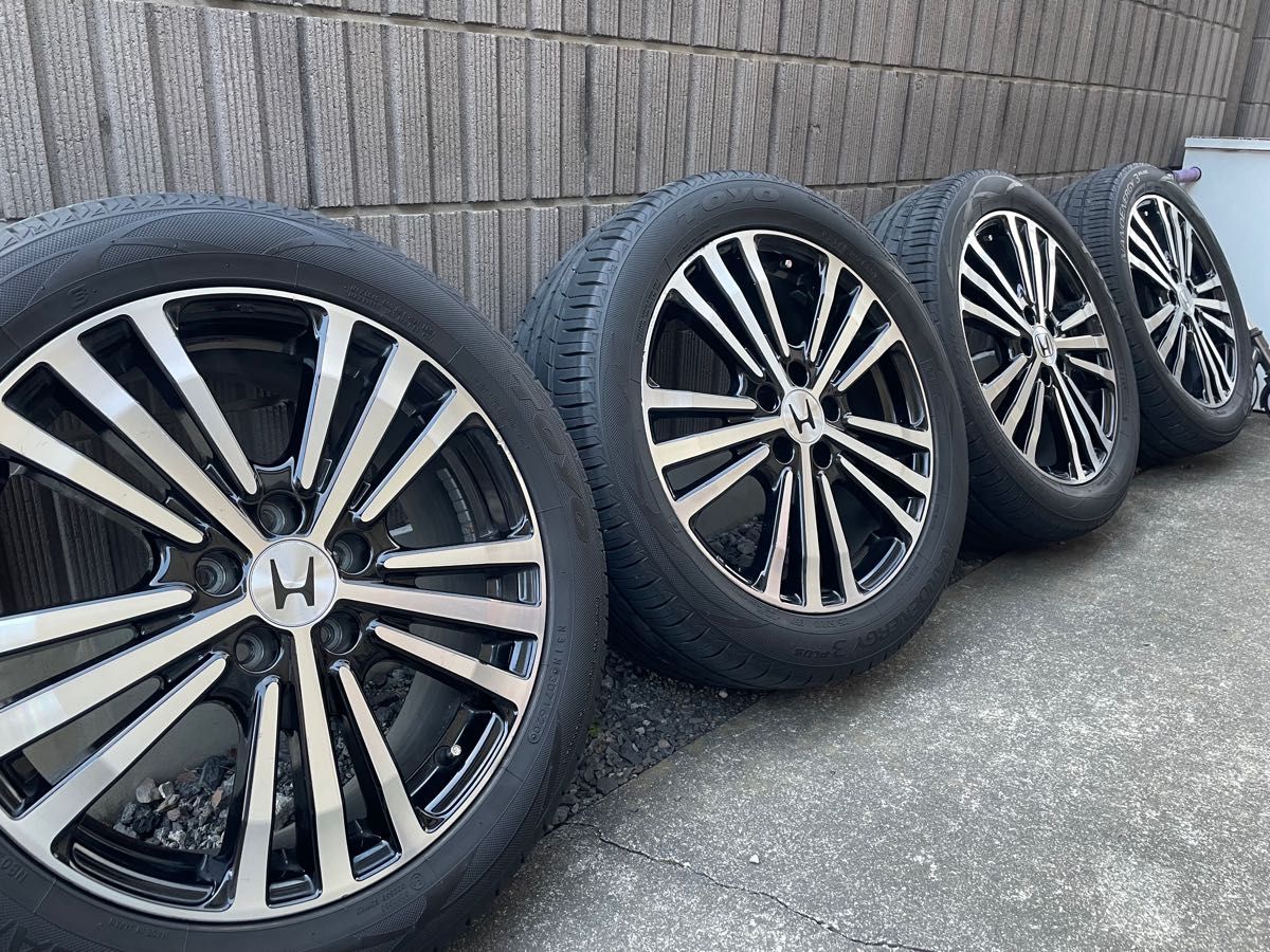 タイヤ美品 ホンダ オデッセイRC EX 18インチ 純正アルミ タイヤ美品 ホンダ オデッセイRC EX 18インチ 純正アルミ