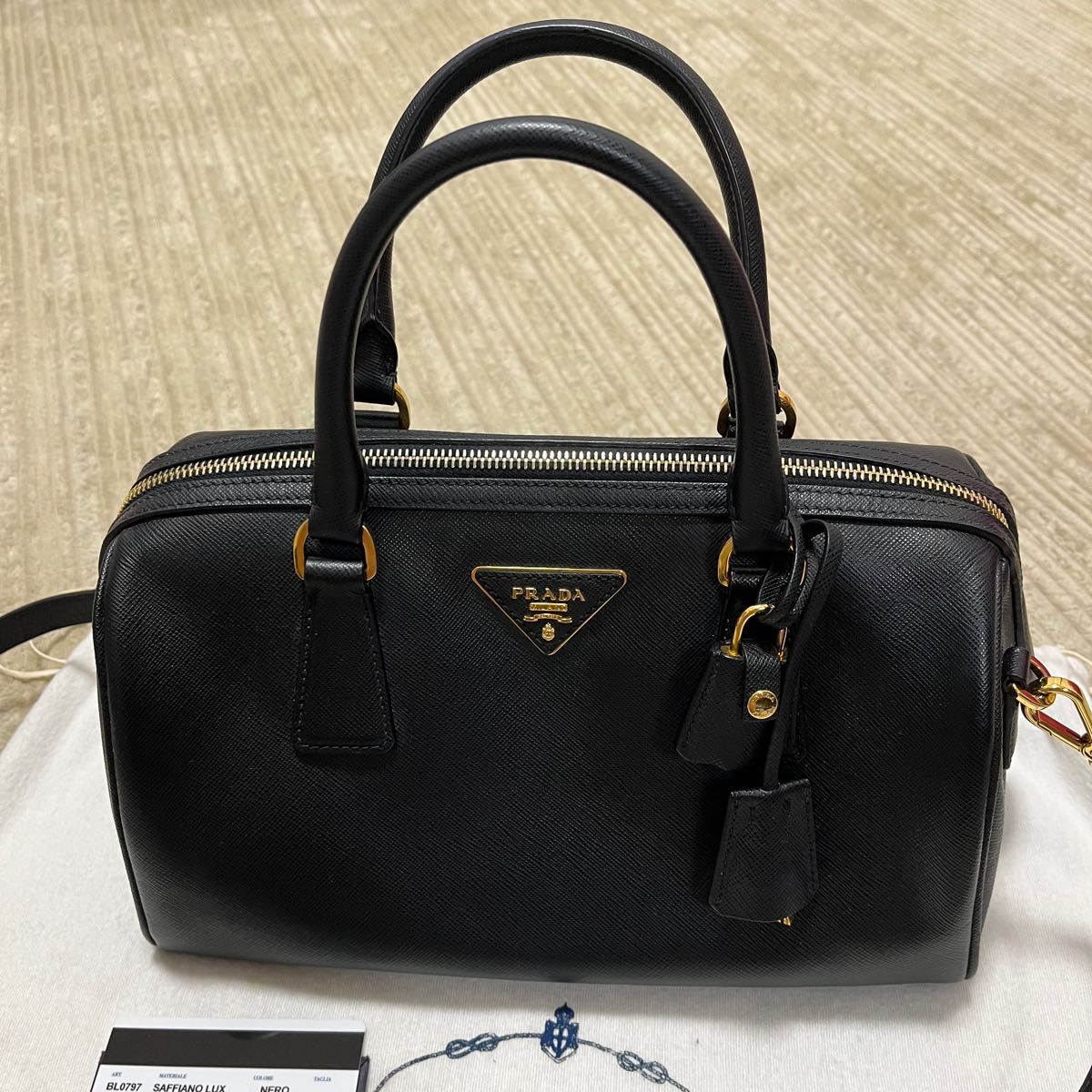 PRADA プラダ サフィアーノ ラックス　ボストン ショルダーバッグ 2way NELO 定番人気 極美品