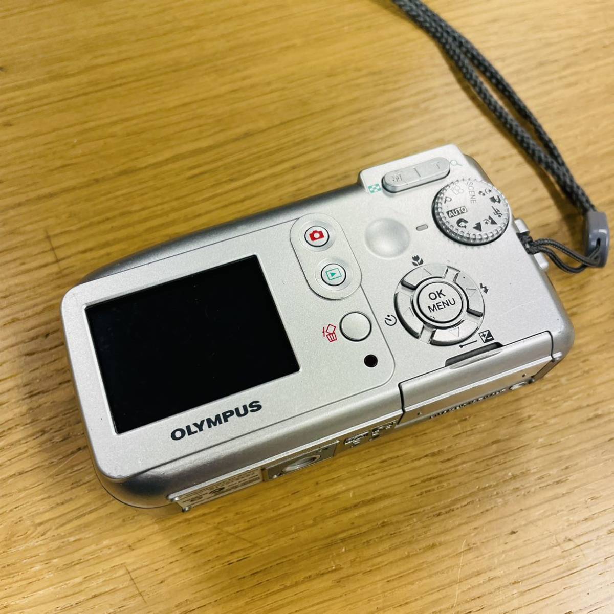 Yahoo!オークション - 動作品 Olympus Camedia X-550 コンパクト Yahoo!オークション - 動作品 Olympus Camedia X-550 コンパクト