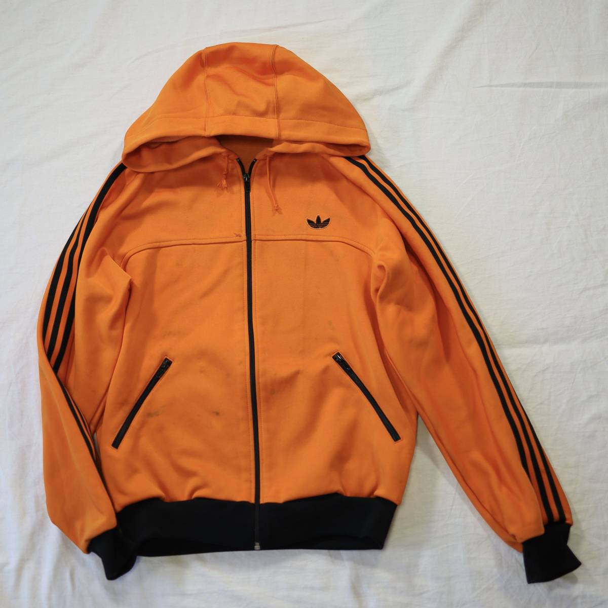 冬ギフト セ Yahoo!オークション Adidas 1980s あいみょん&小松菜奈着用 - その他