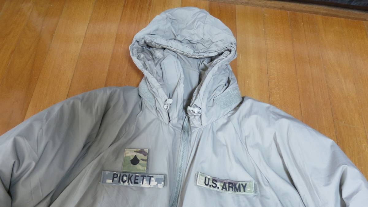 ★☆米軍放出品　PARKA　EXTREME　GEN3 LEVEL7 プリマロフト ジャケット　X-LARGE LONG　B103☆★_ワッペンは着脱可能です。