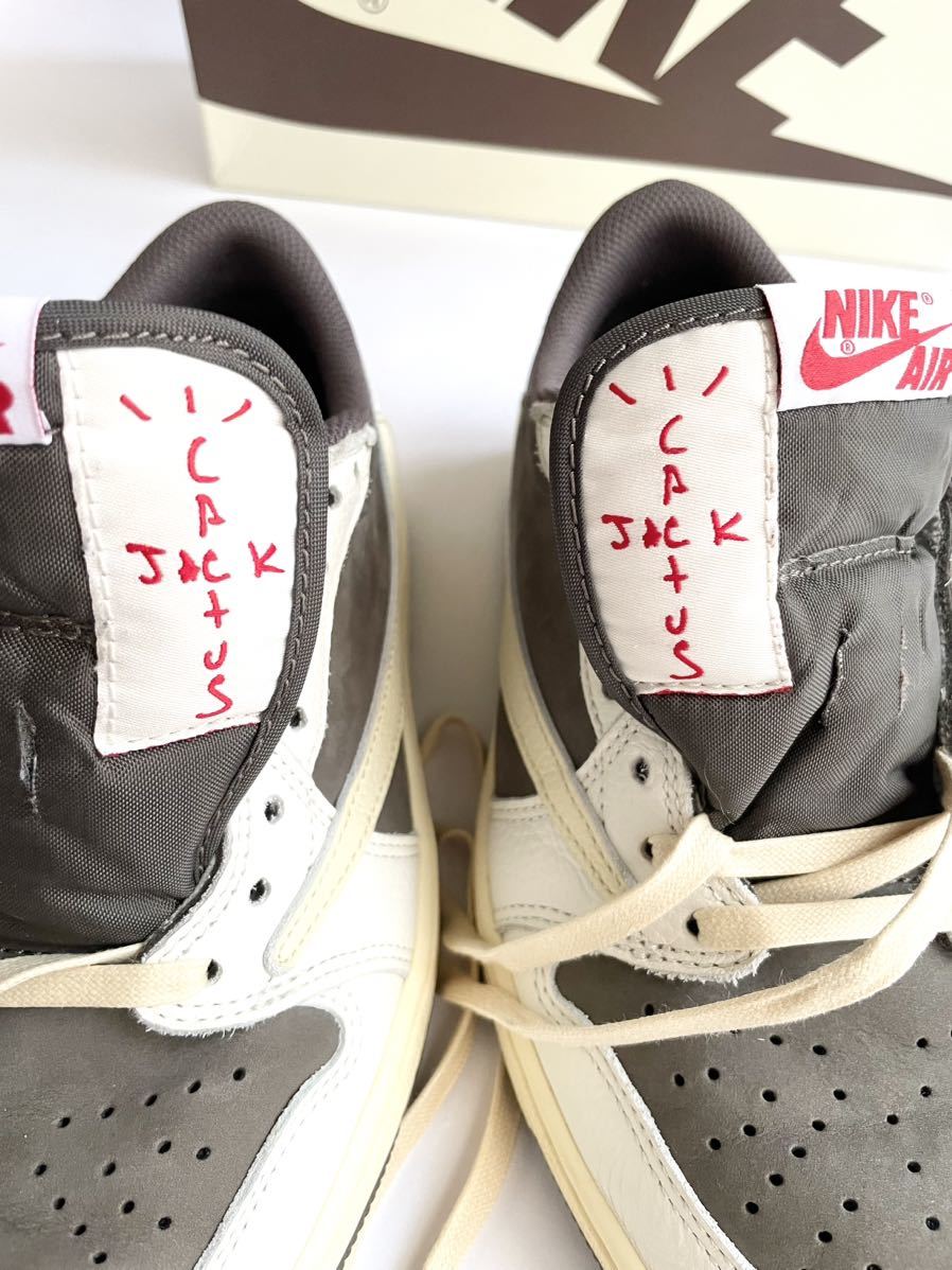 Travis Scott × Nike Air Jordan 1 Low SP Reverse Mocha トラヴィス