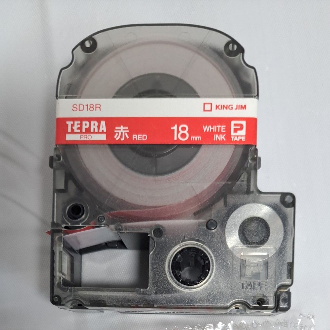 テプラ PROテープカートリッジ SD18R 18mm（ビビッド・赤・白文字）４