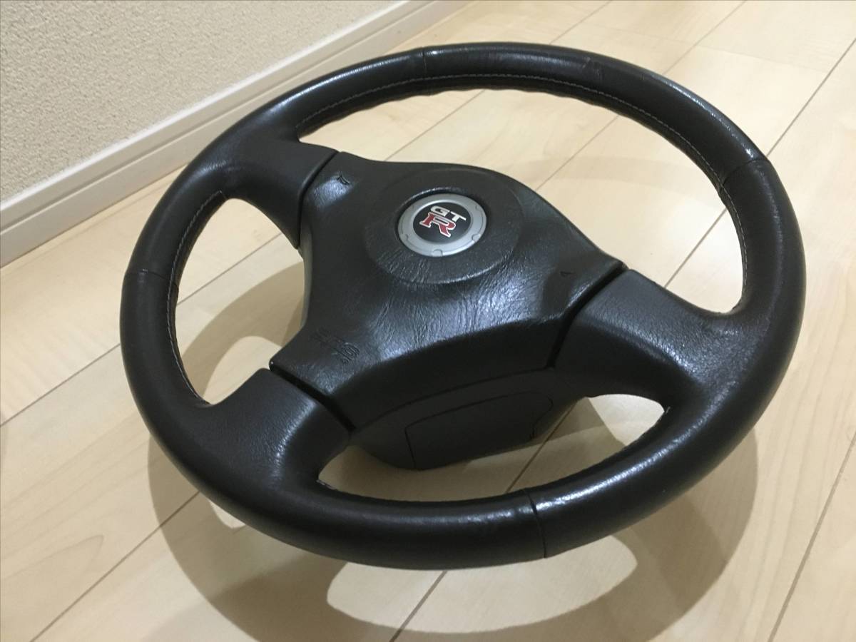 希少 BNR34 ステアリング 日産純正 スカイライン R32 R33 R34 BNR32
