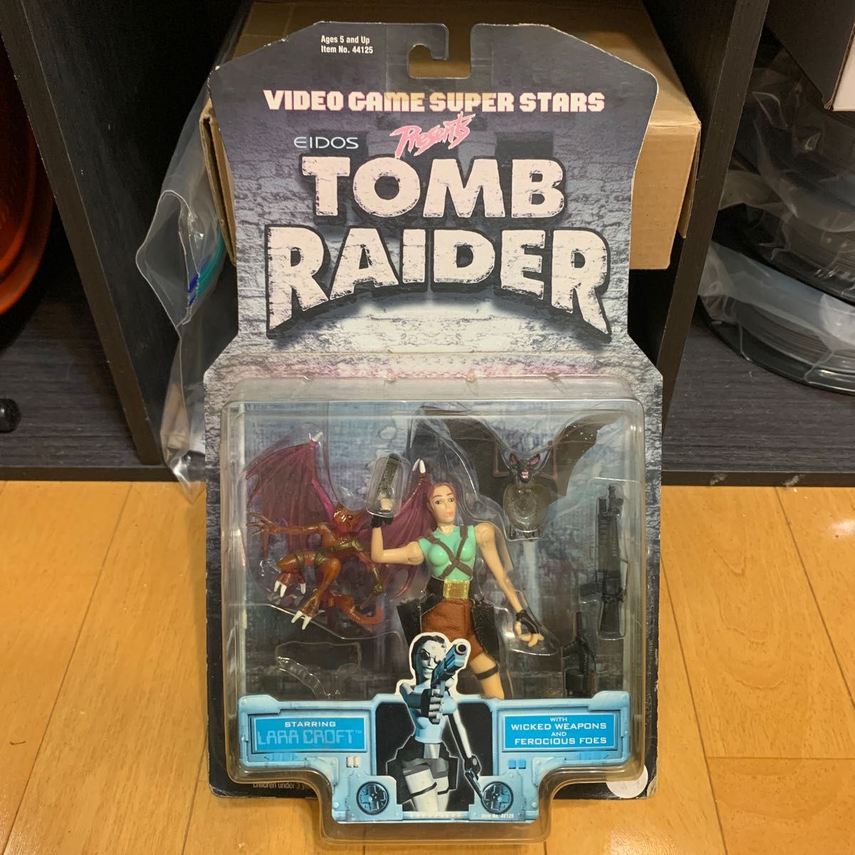 TOY BIZ トゥームレイダー ララ・クロフト フィギュア 6体セット | www