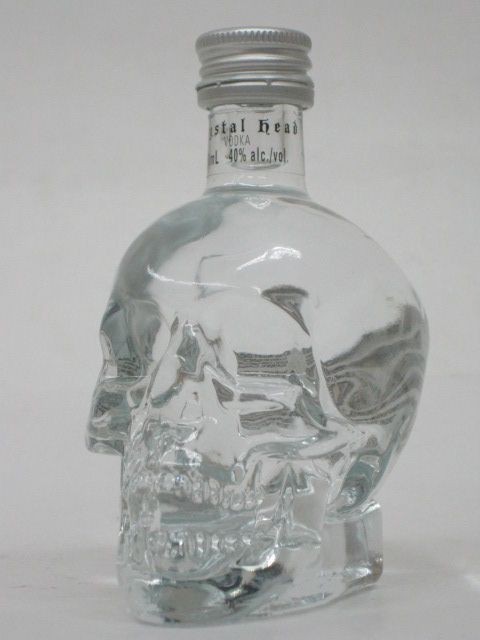 クリスタルヘッド ウォッカ 骸骨ボトル ミニチュア 40度 50ml_画像1