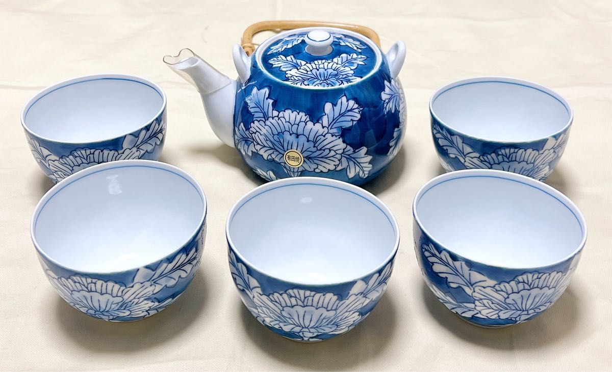 新品 有田焼 華山窯 超軽超薄 牡丹花柄急須&湯呑5客 茶器セット 新品 有田焼 華山窯 超軽超薄 牡丹花柄急須&湯呑5客 茶器セット