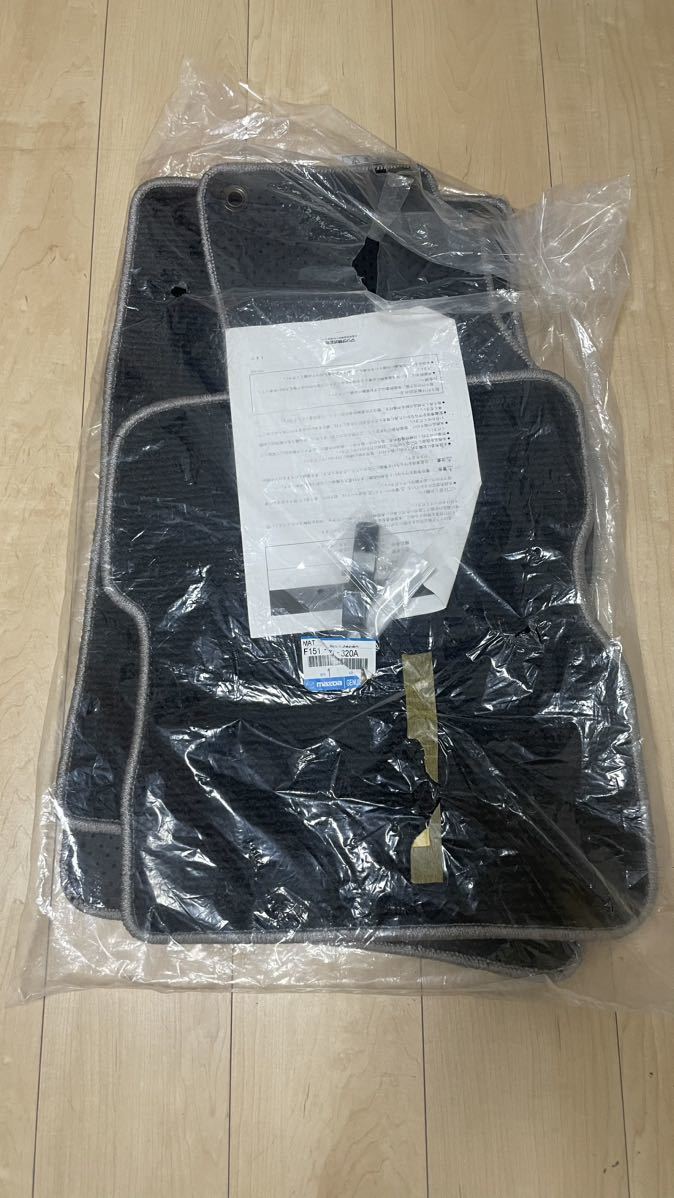 マツダ MAZDA RX-8 純正 フロアマット 新品 未使用 希少 F151 V0 320 A