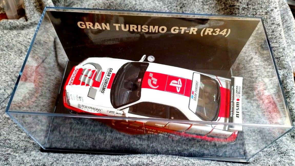 ケース付】グランツーリスモ GT-R R34 オートアート 日産 ケース付】グランツーリスモ GT-R R34 オートアート 日産