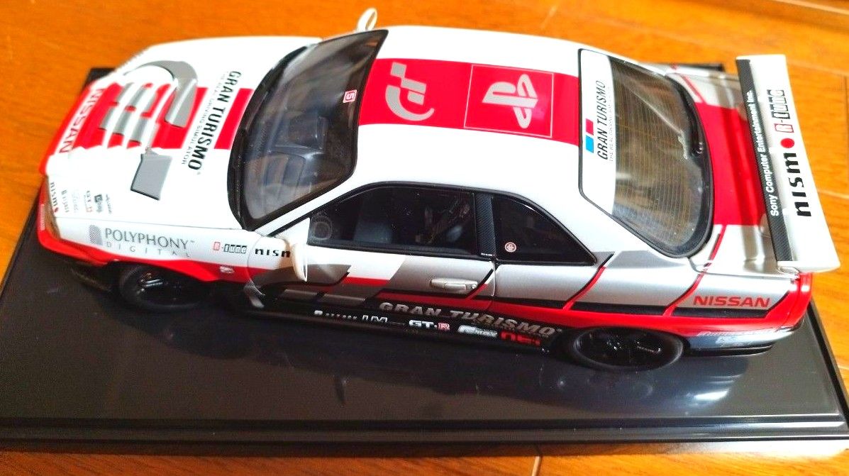 ケース付】グランツーリスモ GT-R R34 オートアート 日産 ケース付】グランツーリスモ GT-R R34 オートアート 日産