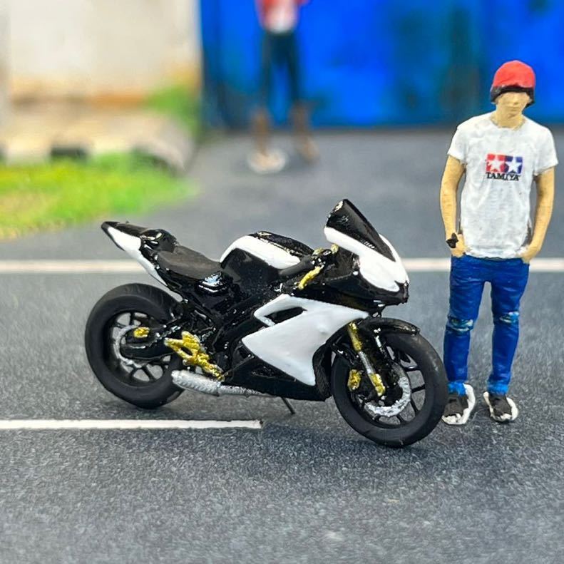 【ZZ-296】1/64 スケール ヤマハ YZF-R15 フィギュア バイク ミニチュア ジオラマ ミニカー MINI GT LBWK トミカ マテル 日本未発売_画像1