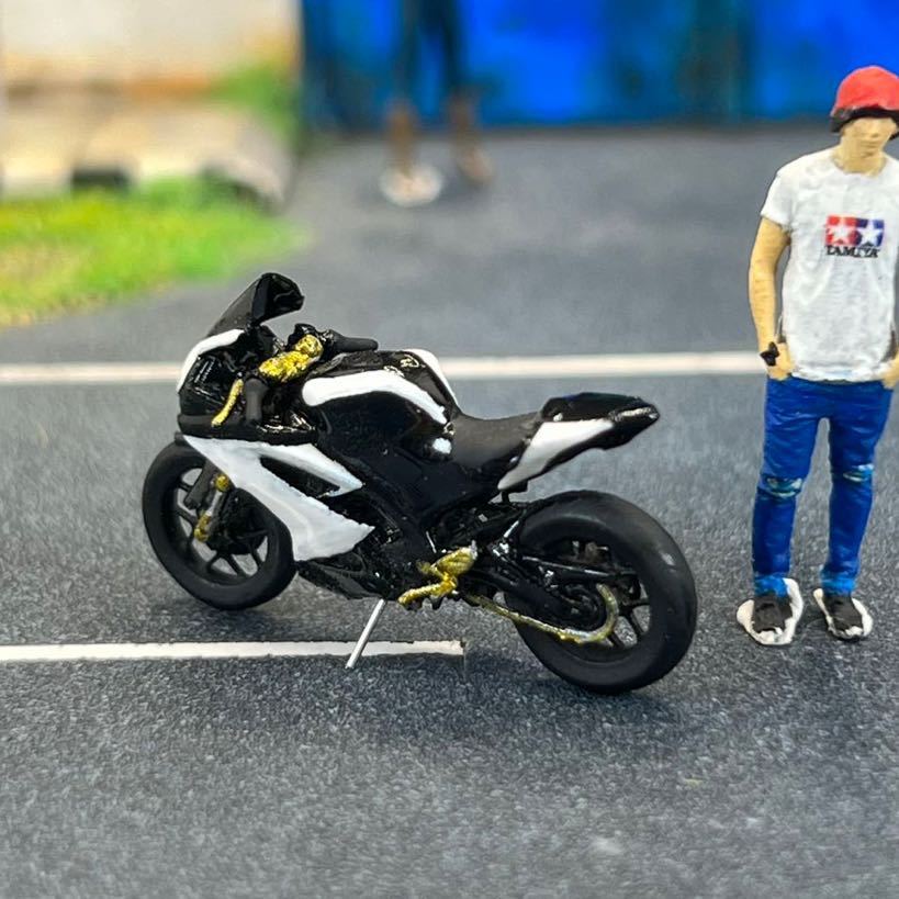 【ZZ-296】1/64 スケール ヤマハ YZF-R15 フィギュア バイク ミニチュア ジオラマ ミニカー MINI GT LBWK トミカ マテル 日本未発売_画像3