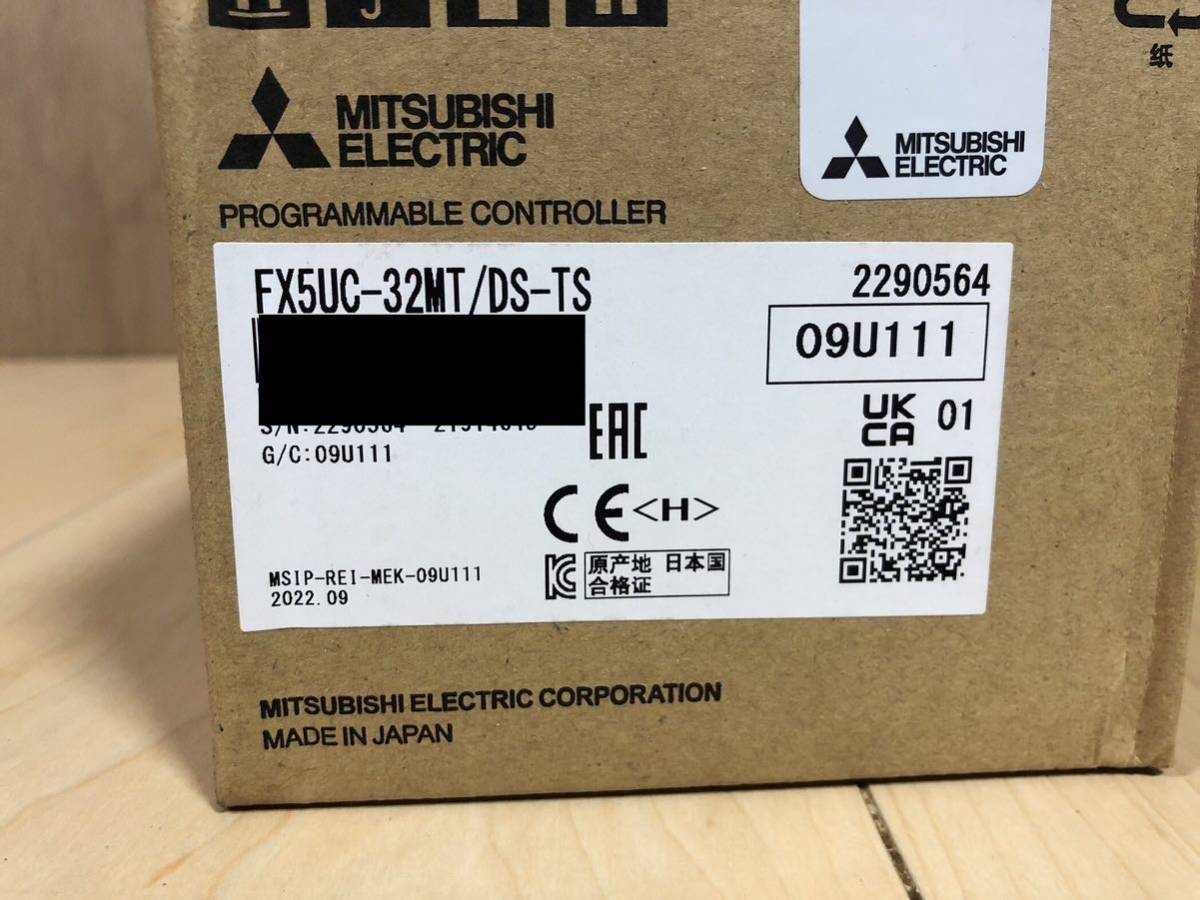 新品未開封 三菱電機シーケンサーFX5UC-32MT/DS-TS(送料無料