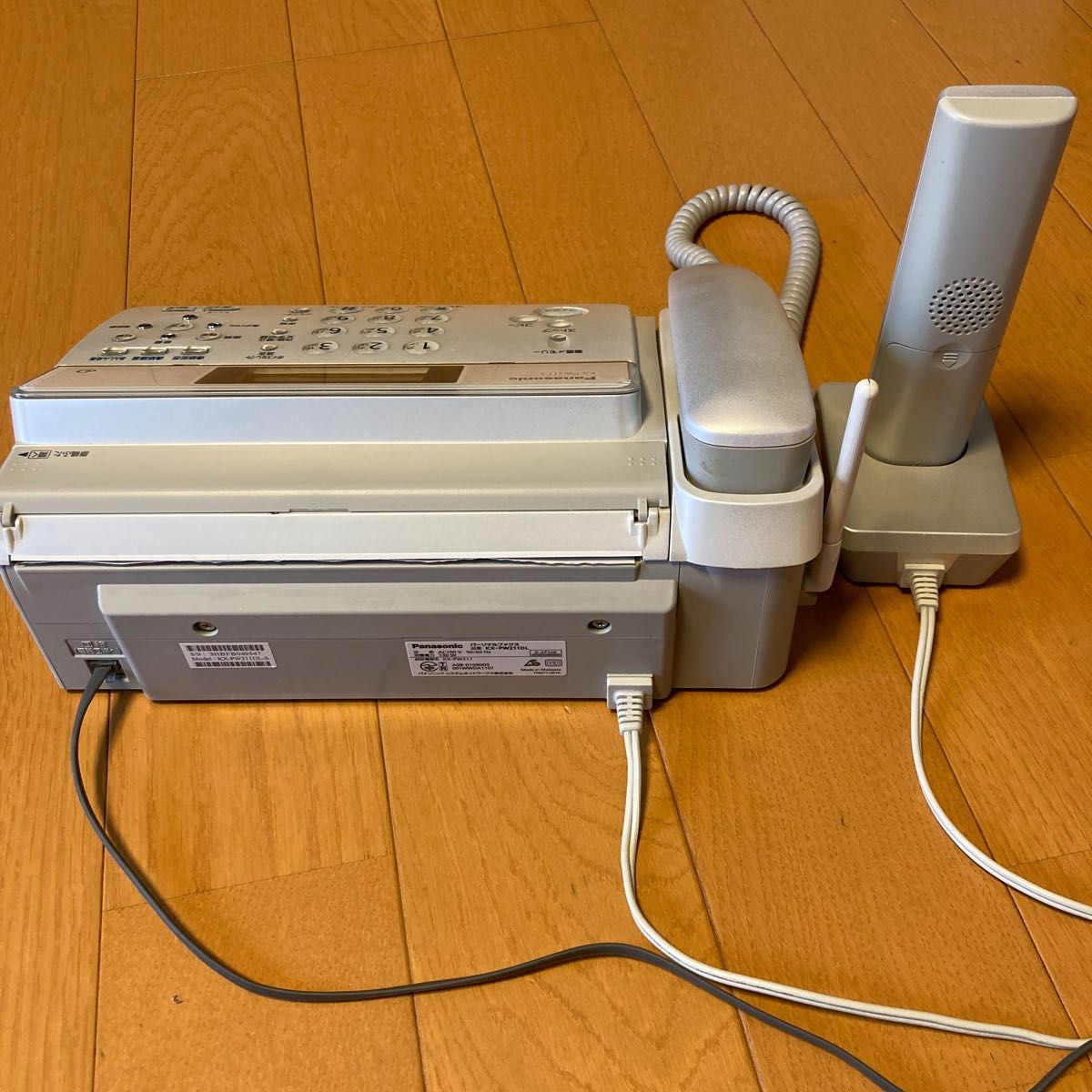 パナソニック FAX 感熱紙タイプ 子機1台付き 1 5m電話線ケーブル パナソニック FAX 感熱紙タイプ 子機1台付き 1 5m電話線ケーブル