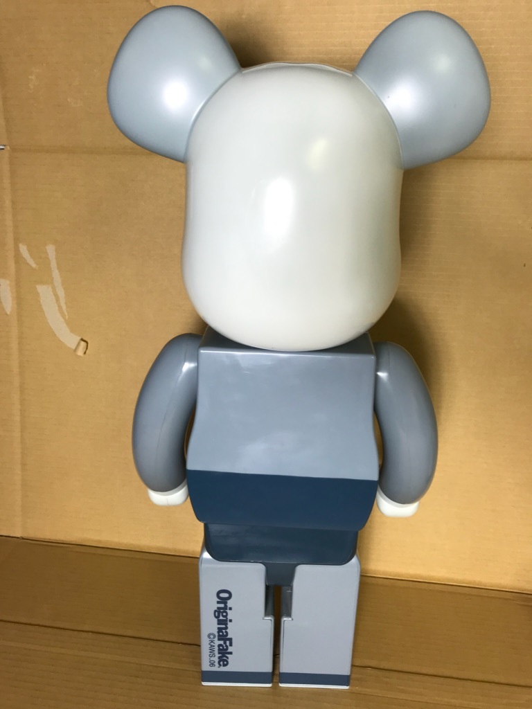 KAWS 2006藍色假彩色1st Originalfake Cow原創假伴侶熊磚1000％BE @ RBRICK    原文:KAWS 2006 青色 フェイクカラー 1st Originalfake カウズ オリジナルフェイク コンパニオン ベアブリック 1000% BE@RBRICK