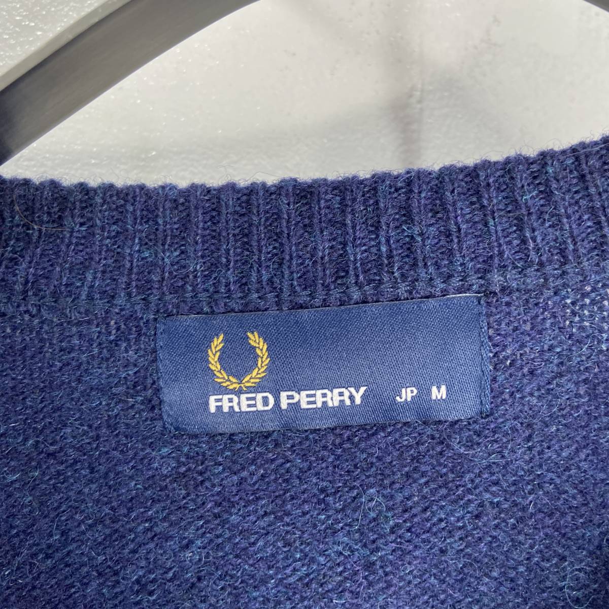  free shipping *FREDPERRY* Fred Perry *V neck wool sweater *V neck knitted * plain * navy * one Point Logo *M*E23