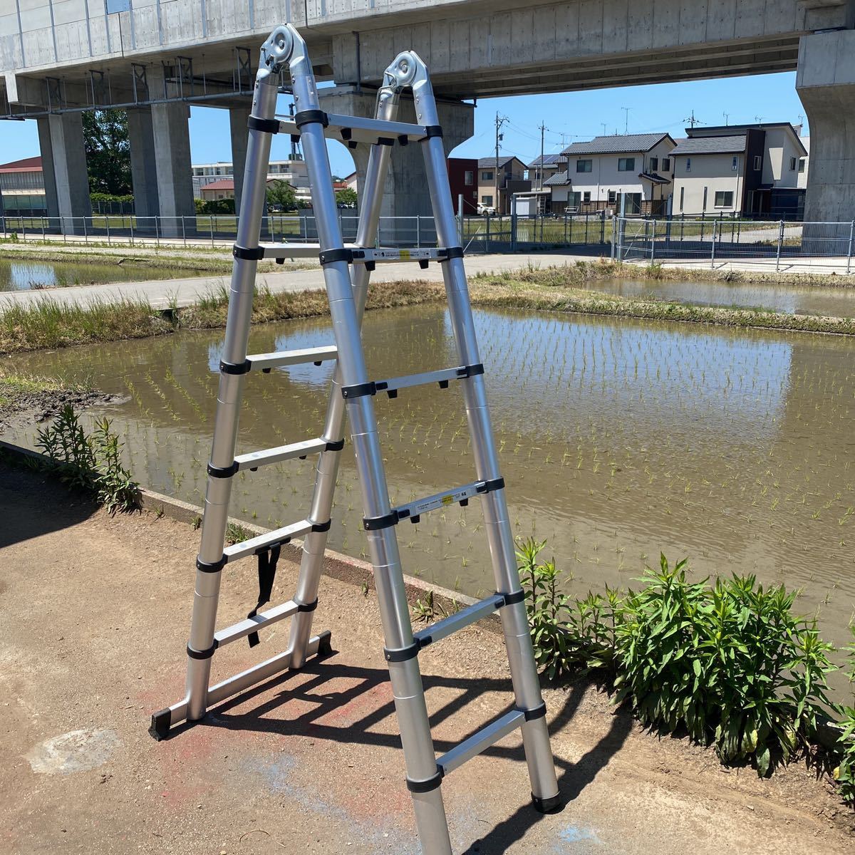 [JA29] pattern number, Manufacturers unknown flexible ladder aluminium ladder stepladder super ladder .. sliding type folding in half [ Seino post departure pickup possible Ishikawa prefecture .. city ]