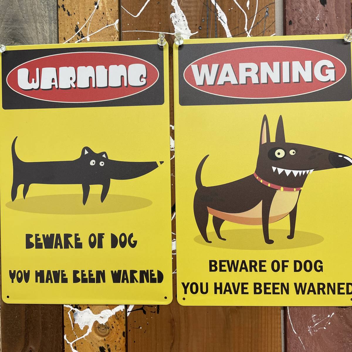 2枚 新品 壁掛けプレート BEWARE OF DOG 猛犬注意 犬に注意 かわいい警告版 防犯対策 危険 番犬 狂犬 いぬ イヌ 金属パネル ブリキ看板の画像1