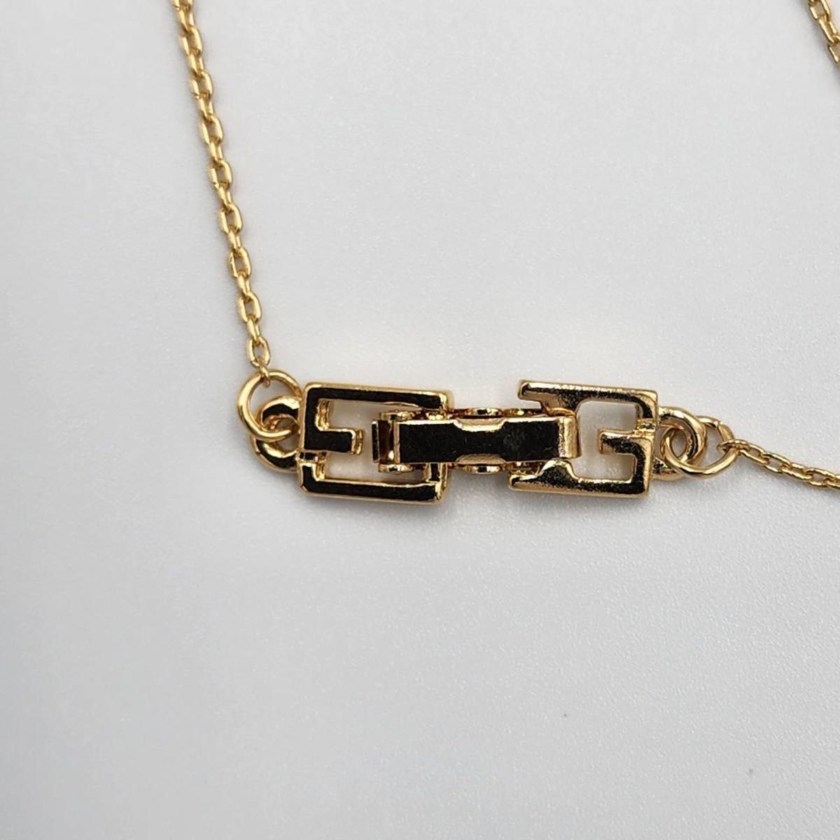 GIVENCHY ネックレス ひし形 Gロゴ 三角ラインストーン ゴールド GIVENCHY ネックレス ひし形 Gロゴ 三角ラインストーン ゴールド