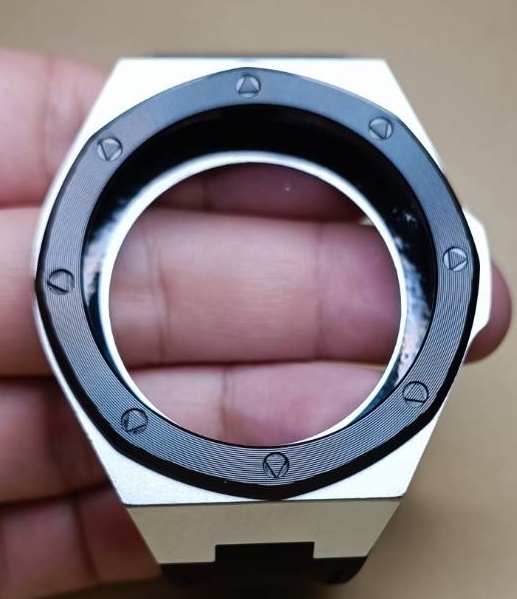 銀黒 サムスン ギャラクシーウォッチ4 クラシック 46mm Samsung Galaxy Watch 4 Classic 専用メタルケース ラバーバンド カスタム MOD 金属_画像5