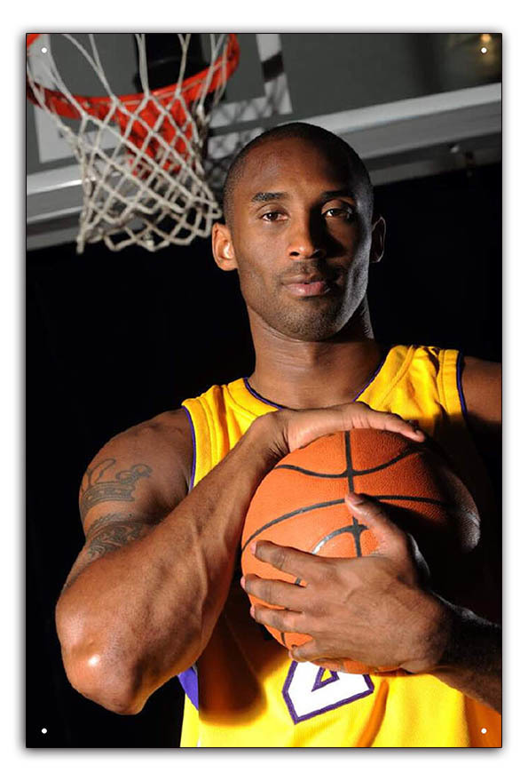 BKB07-コービーブライアント Kobe Bryant バスケ basketball ブラックマンバ NBA ロサンゼルス レイカーズ メタルプレート ブリキ板 模写_画像1
