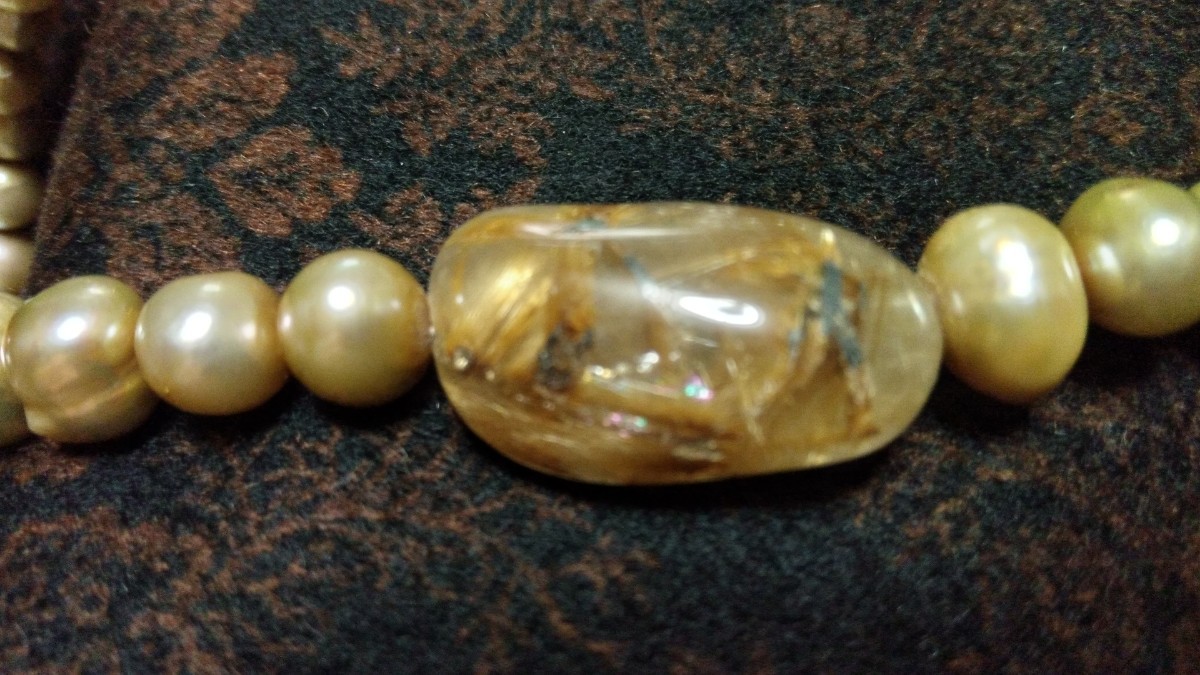 ルチル入り水晶とゴールド真珠６２g、４０cm
