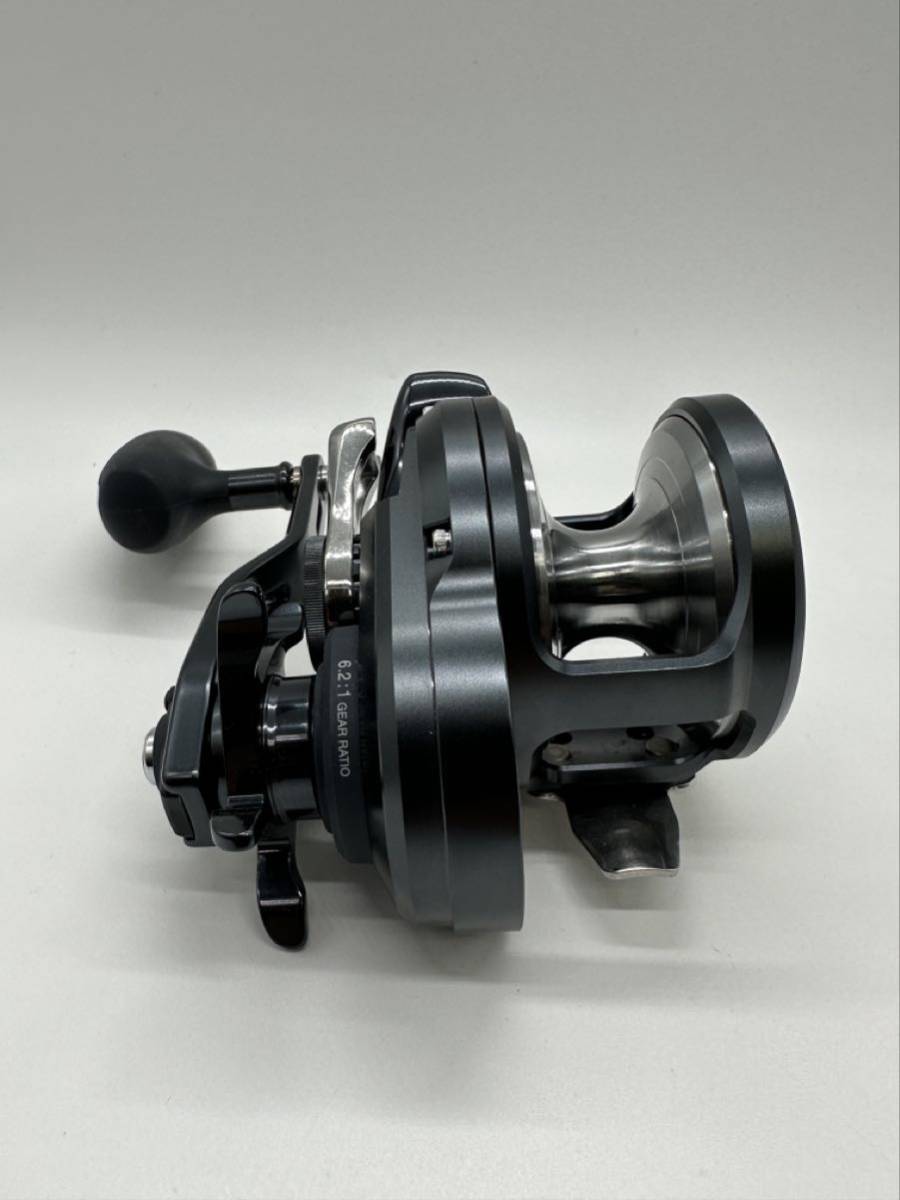 シマノ SHIMANO シマノオシアジガー 2000NR HGベイトリール