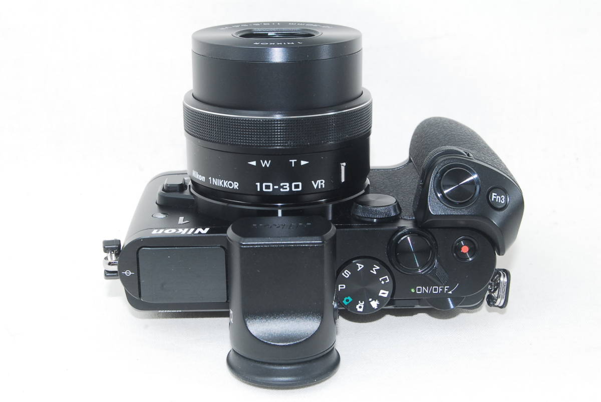 ☆極美品☆ニコン Nikon1 V3 プレミアムキット ブラック 付属品満載