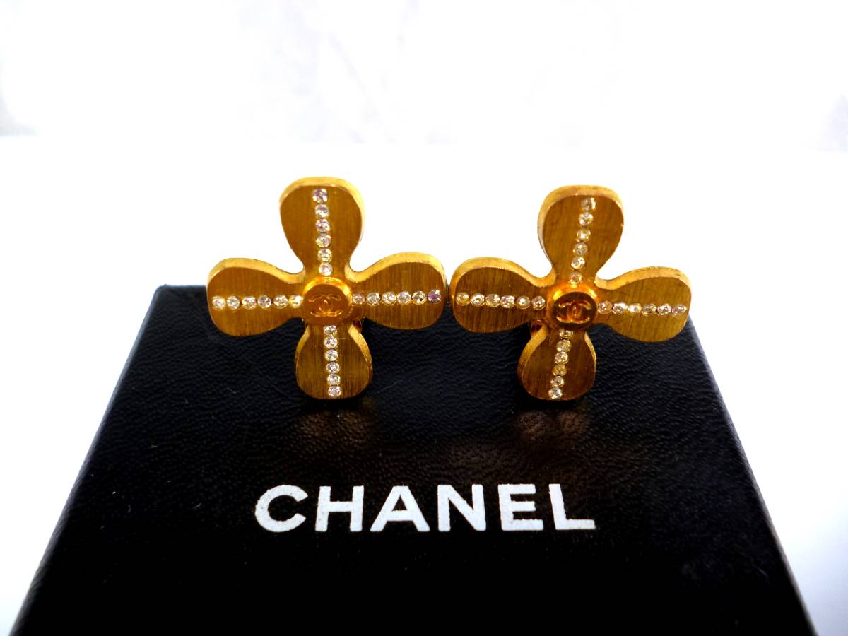 超美品☆シャネル☆CHANEL☆ココマーク☆クローバー☆ライン