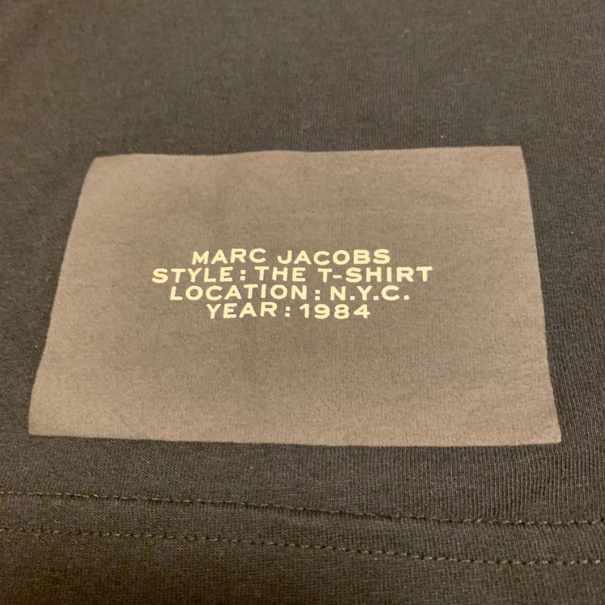 MARC JACOBS マークジェイコブス　ロゴ入り　黒Tシャツ　Mサイズ ロゴTシャツ 半袖 T-SHIRT