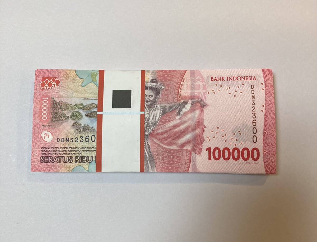 最大90%OFFクーポン インドネシア ５０００ルピア紙幣 １０枚セット
