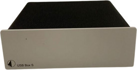 上等な Pro-Ject USB Box S (シルバー) デジタル→アナログ変換器 シルバー その他 上等な Pro-Ject USB Box S (シルバー) デジタル→アナログ変換器 シルバー その他