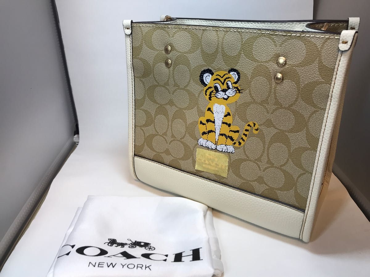 【新品未使用】COACH 虎プリントデンプシー 22 トート バッグ