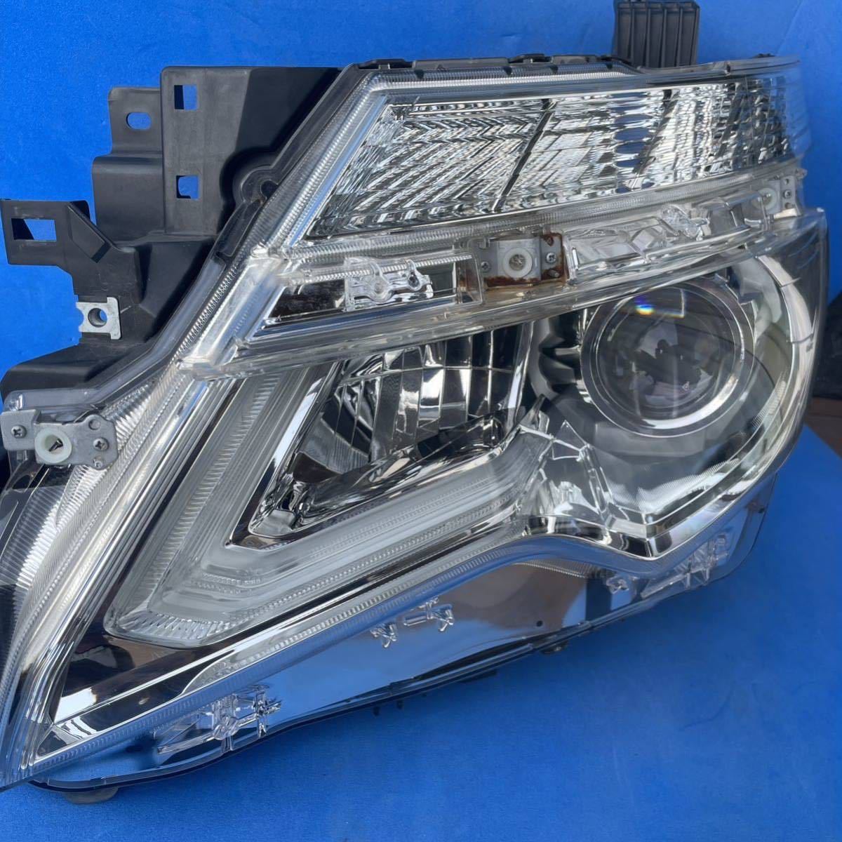 日産(NISSAN) E52 エルグランド ハイウェイスター後期 純正ヘッド