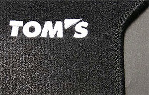 TOMS/トムス フロアマット ブラック T05 08211-TZW40-2B トヨタ プリウスα ZVW41W 5人乗り 2011年05月～_画像2