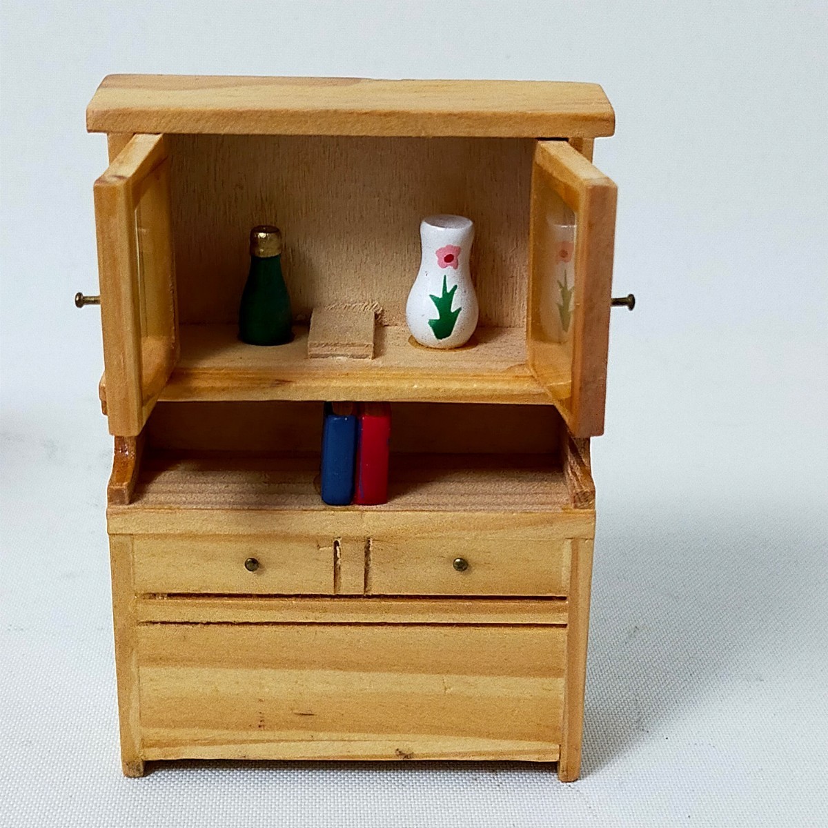 ミニチュア家具 木製 7点セット ドールハウス 玩具の画像8