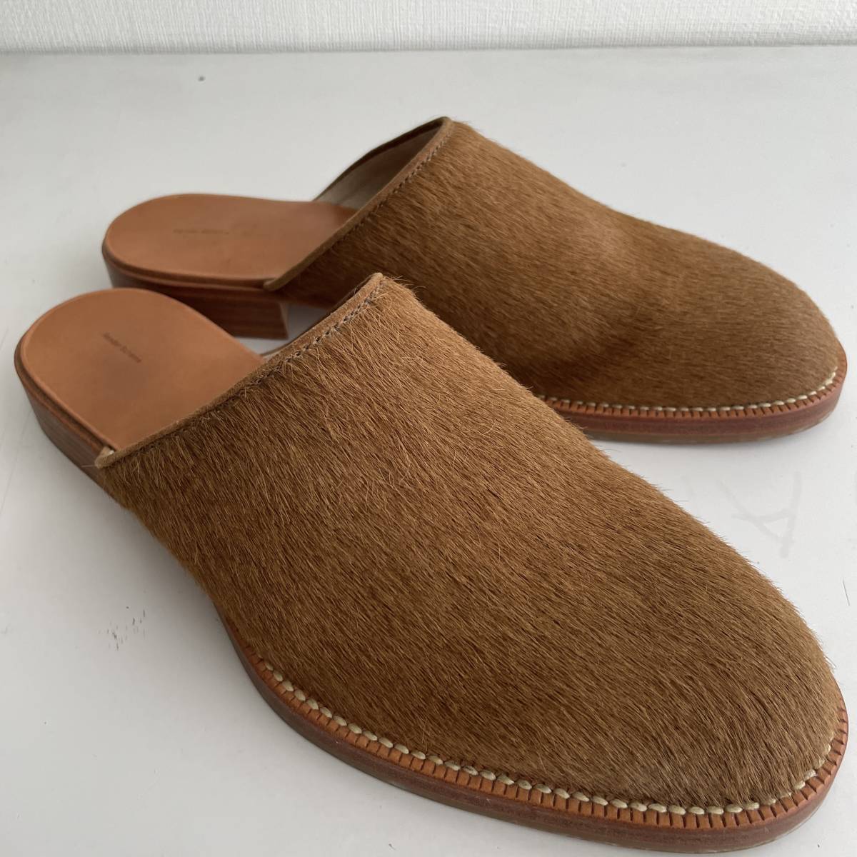 【新品/希少】HENDER SCHEME -HAIRY CHEAK- size/4 エンダースキーマ カウレザー 革 サンダル ドレスシューズ ミュール camel キャメル_画像1