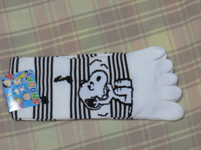 ♪スヌーピー♪SNOOPY♪5本指ハイソックス♪靴下♪２足セット♪23～25cmの画像3