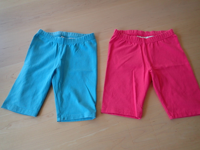ハナアンダーソン Hanna Andersson ハーフ スパッツ パンツ 伸縮性 鮮やか水色 130 しっかりしたお作りです！ _注！左：水色の出品です。