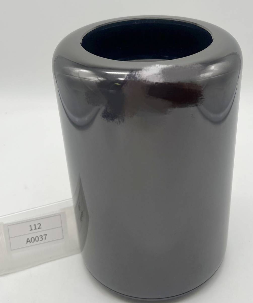 Apple Mac Pro (Late 2013) Xeon E5-1680 v2 3.0GHz 32GB　１TB　D500_画像4