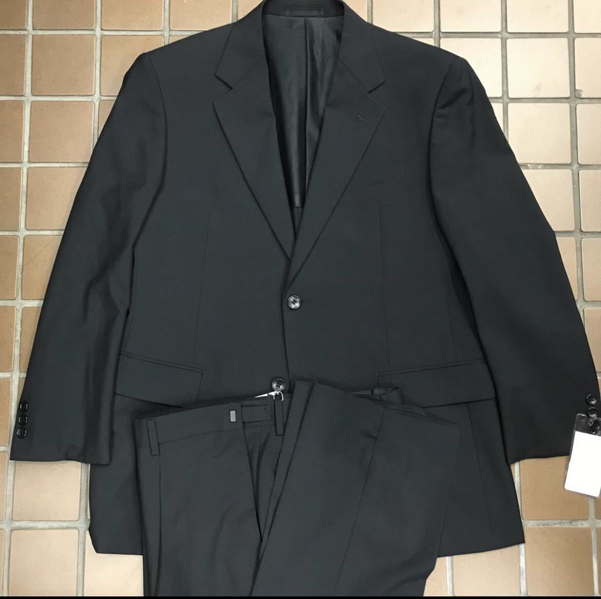 【オンラインショップ】 【新品未使用】★激安タグ付き★リクルートスーツ 礼服/サイズM AB4/ブラック 黒/センターベンツ/サラサラ生地/冠婚葬祭 アジャスター付 ブラックスーツ 【オンラインショップ】 【新品未使用】★激安タグ付き★リクルートスーツ 礼服/サイズM AB4/ブラック 黒/センターベンツ/サラサラ生地/冠婚葬祭 アジャスター付 ブラックスーツ