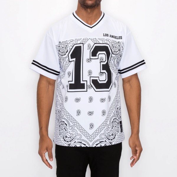 人気の新作 BH41)VICTORIOUS バンダナ柄 Vネックフットボールジャージシャツ/WHITE/3XL/USサイズ/FJ13/ウエッサイ/ローライダー 柄もの 人気の新作 BH41)VICTORIOUS バンダナ柄 Vネックフットボールジャージシャツ/WHITE/3XL/USサイズ/FJ13/ウエッサイ/ローライダー 柄もの