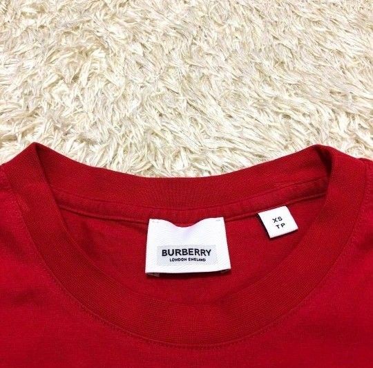 【美品】 BURBERRY  LONDON バーバリー　現行モデル　Tシャツ　カットソー　ロゴプリント レッド XS